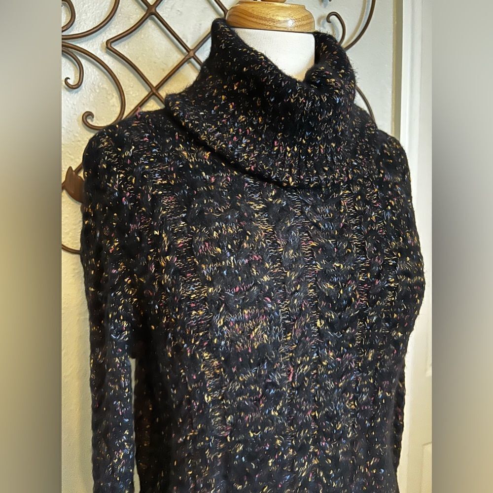 Zara cropped turtleneck knit sweater size medium